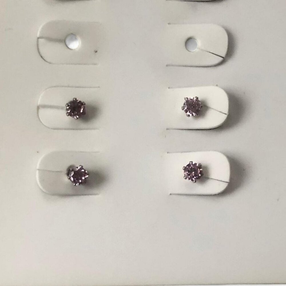 00s Pink Rhinestone Studs - Picture 2 of 2